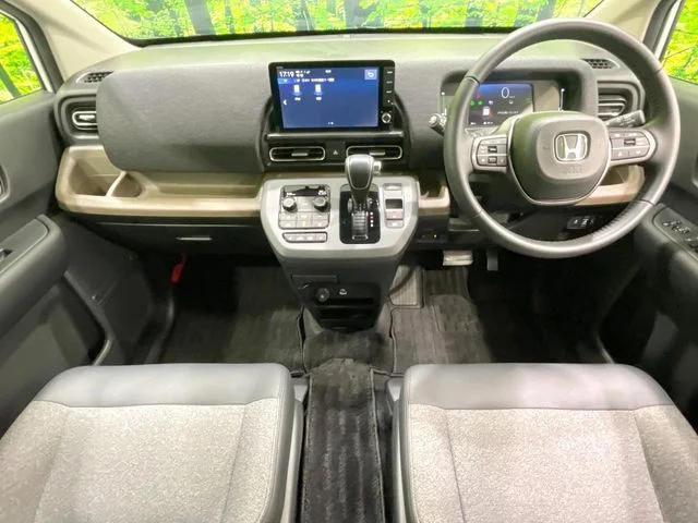 Honda FREED e:HEV エアー　EX photo 2