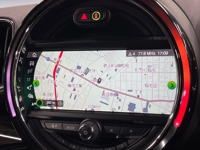 Bmw BMW MINI COOPER D CROSSOVER ベースグレード photo 4