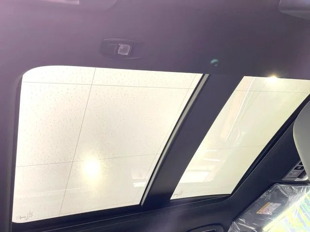 Mitsubishi OUTLANDER PHEV P photo 3