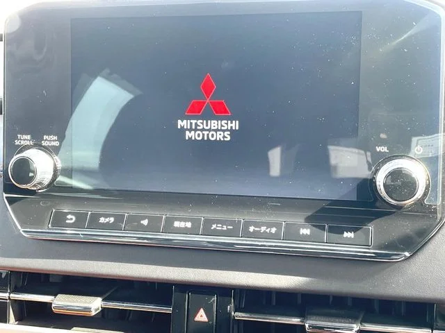 Mitsubishi OUTLANDER PHEV P photo 4