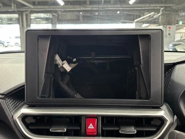 Daihatsu ROCKY e-SMART HYBRID プレミアム　G　HEV photo 3