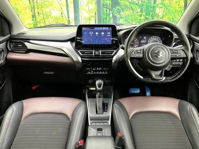 Suzuki FRONX ベースグレード photo 2