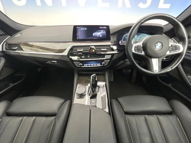Bmw BMW 5series TOURING 530i　Mスポーツ photo 2