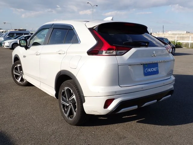 Mitsubishi ECLIPSE CROSS PHEV P photo 3