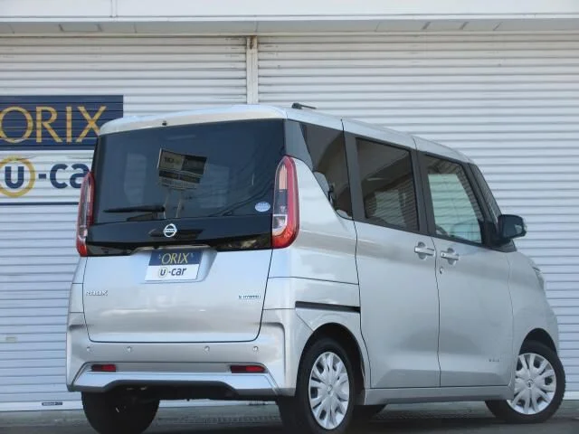 Nissan ROOX X photo 3