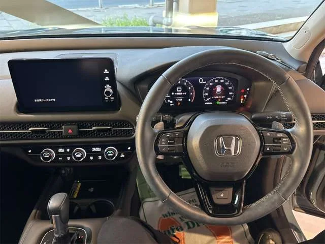 Honda ZR-V Z photo 2