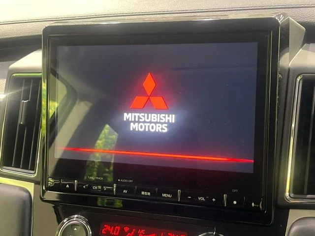 Mitsubishi DELICA D:5 4WD アーバンギア　G　パワーパッケージ photo 3