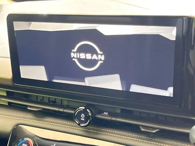 Nissan SERENA WG e−POWER　ハイウェイスター　V photo 3