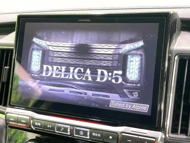 Mitsubishi DELICA D:5 4WD P photo 4