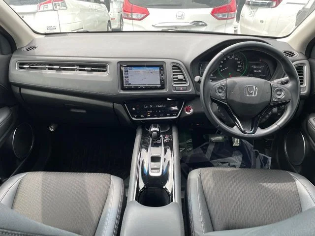 Honda VEZEL HYBRID Z　ホンダセンシング photo 2