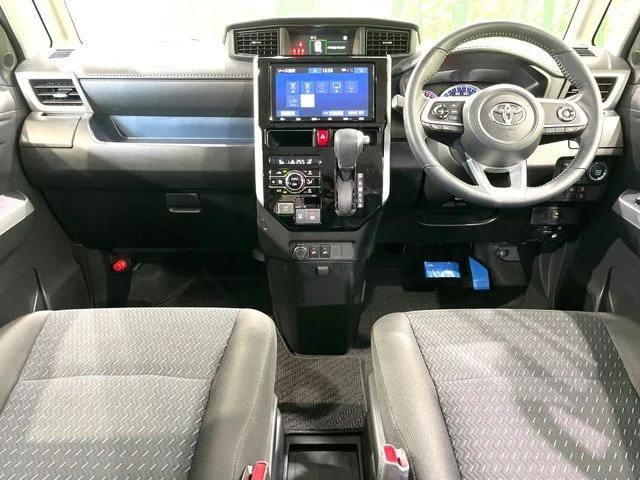Toyota ROOMY 4WD カスタムG photo 2