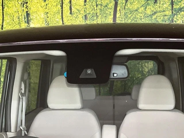 Mitsubishi eK SPACE M photo 4
