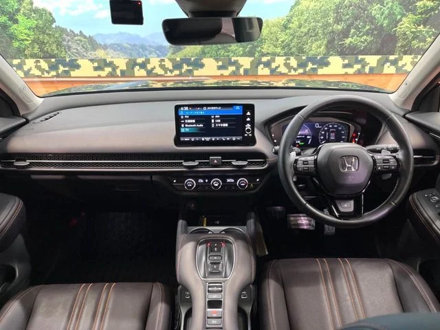 Honda ZR-V e:HEV Z photo 2