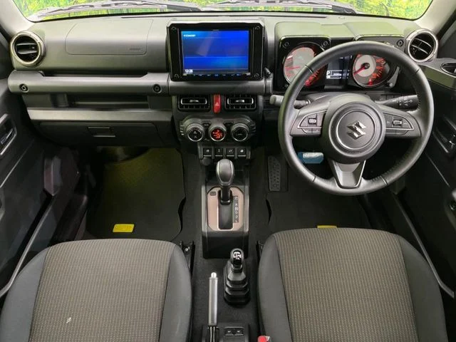 Suzuki JIMNY SIERRA JC photo 2