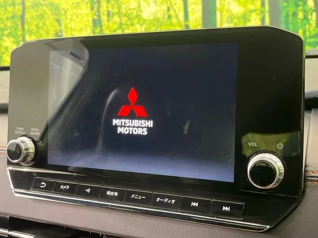 Mitsubishi OUTLANDER PHEV P photo 3