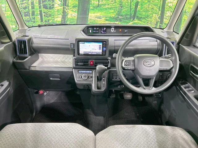 Daihatsu TANTO X photo 2