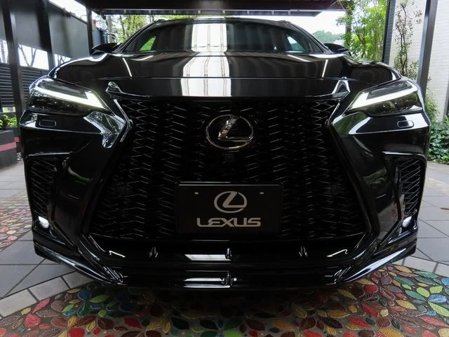 Toyota LEXUS NX450h+ AWD Fスポーツ　PHEV　AWD photo 4