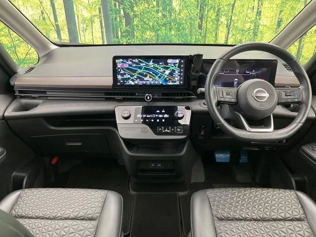 Nissan SERENA WG ハイウェイスター　V photo 3