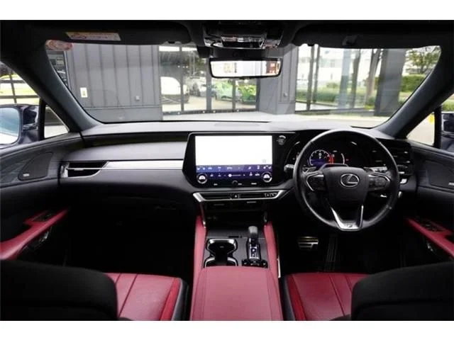 Toyota LEXUS RX500h Fスポーツ　パフォーマンス photo 2