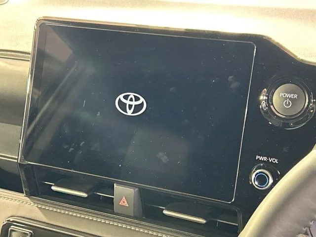 Toyota NOAH HYBRID S−Z photo 3