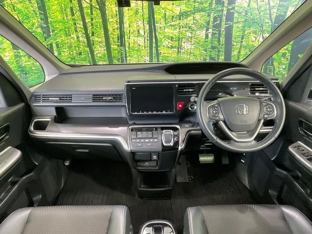 Honda STEPWAGON e:HEV SPADA G・EX　ホンダセンシング photo 2