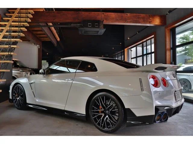Nissan GT-R プレミアムエディション photo 4