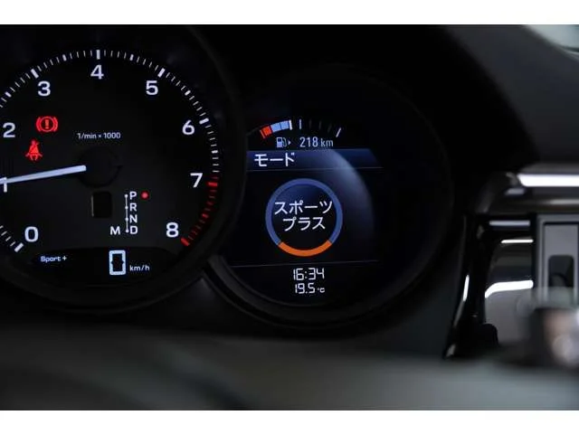 Porsche PORSCHE Macan ベースグレード photo 2