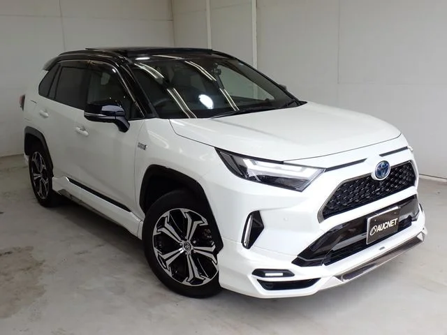 Toyota RAV4 PHV ブラックトーン photo 4