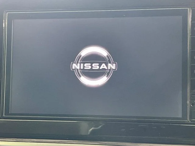Nissan AURA G　90thアニバーサリー photo 3