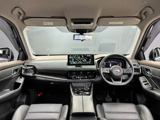 Nissan X-TRAIL HYBRID 4WD G　e−4ORCE photo 3