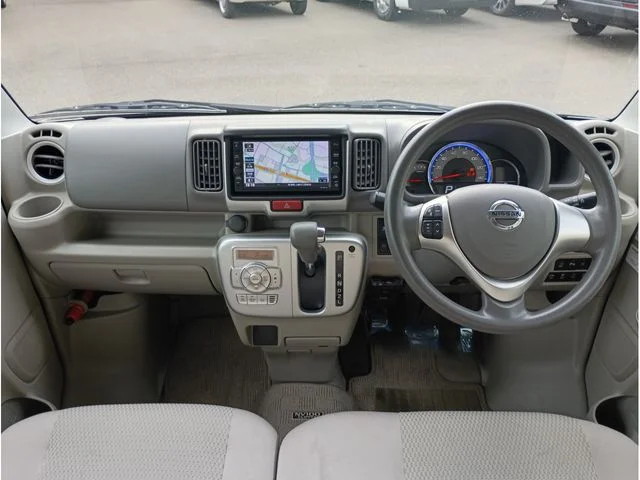 Nissan NV100 CLIPPER RIO 4WD G　HR photo 3