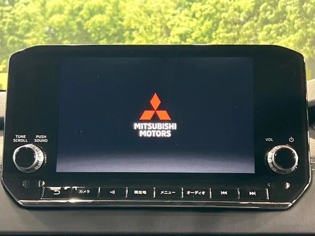 Mitsubishi OUTLANDER PHEV ブラックエディション photo 3