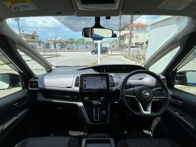 Nissan SERENA S-HYBRID ハイウェイスター　V photo 2