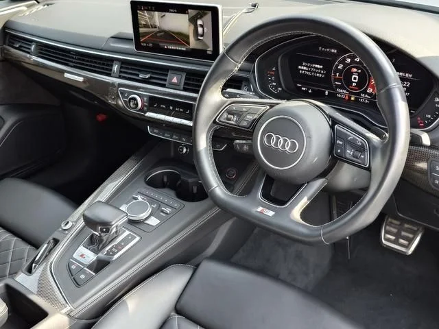Audi AUDI S4 ベースグレード photo 2