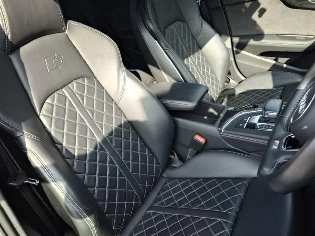 Audi AUDI S4 ベースグレード photo 4