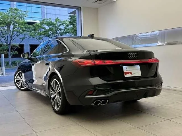 Audi AUDI A5 Sedan TDI　クワトロ　Sライン photo 3