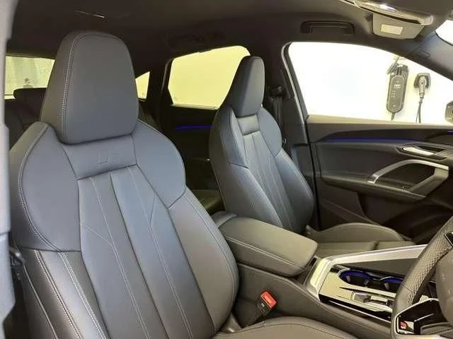 Audi AUDI Q5 SPORTBACK TDI　クワトロ150kW　Sライン photo 4