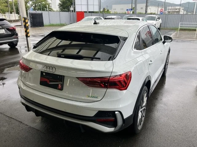 Audi AUDI Q3 SPORTBACK ハイスタイル photo 3