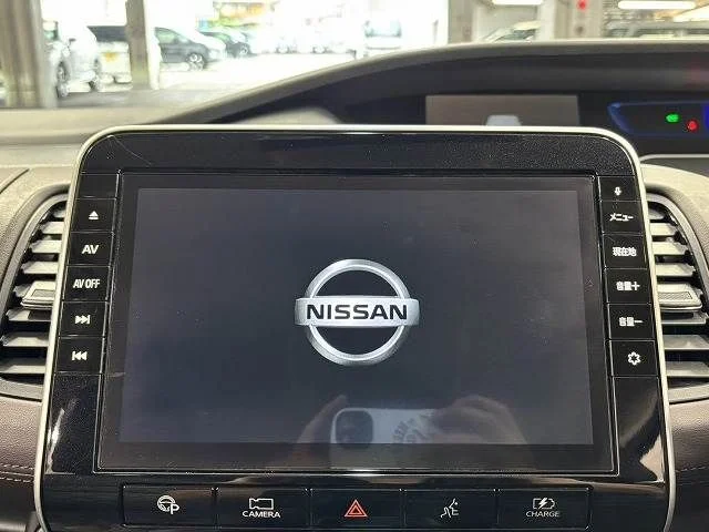 Nissan SERENA WG e−POWER　G photo 3