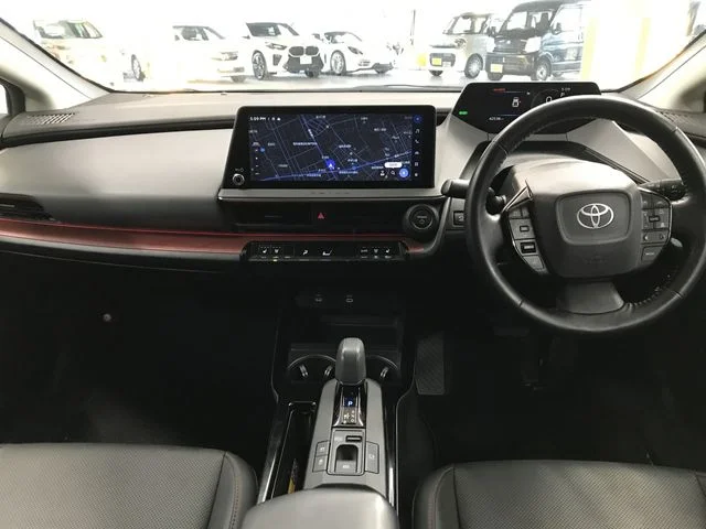 Toyota PRIUS 4WD Z photo 4