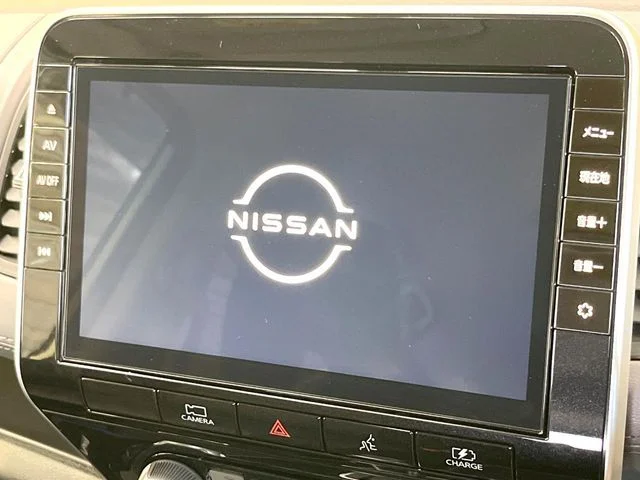 Nissan SERENA WG e−POWER　ハイウェイスター　V photo 3