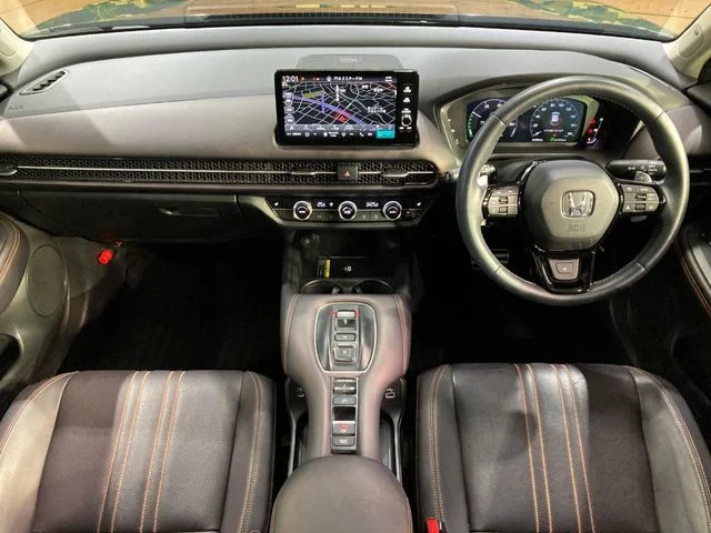 Honda ZR-V e:HEV Z photo 2