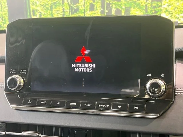 Mitsubishi OUTLANDER PHEV G photo 4