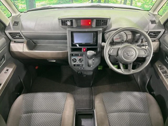 Toyota ROOMY X photo 2