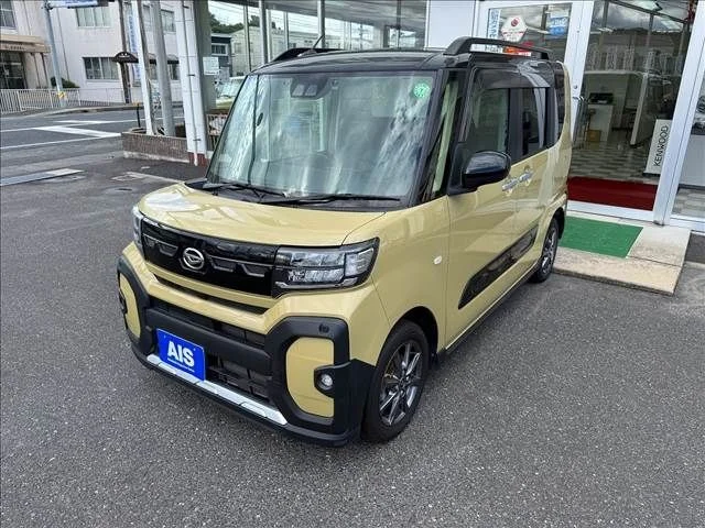 Daihatsu TANTO FAN CROSS ベースグレード 2024