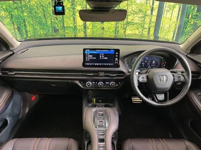 Honda ZR-V e:HEV Z photo 2