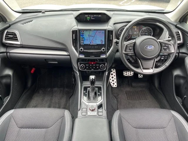 Subaru FORESTER アドバンス photo 2