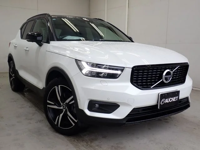 Volvo VOLVO XC40 T4　AWD　Rデザイン 2020