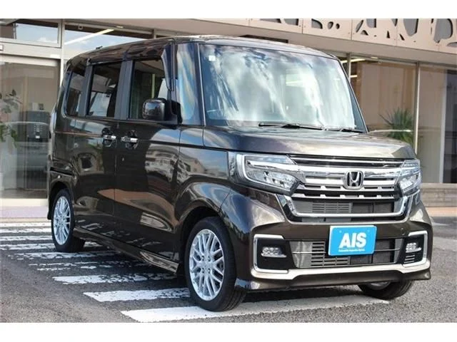 Honda N BOX CUSTOM L ターボ photo 3