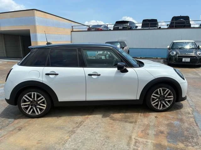 Bmw MINI COOPER 5DOOR S photo 4